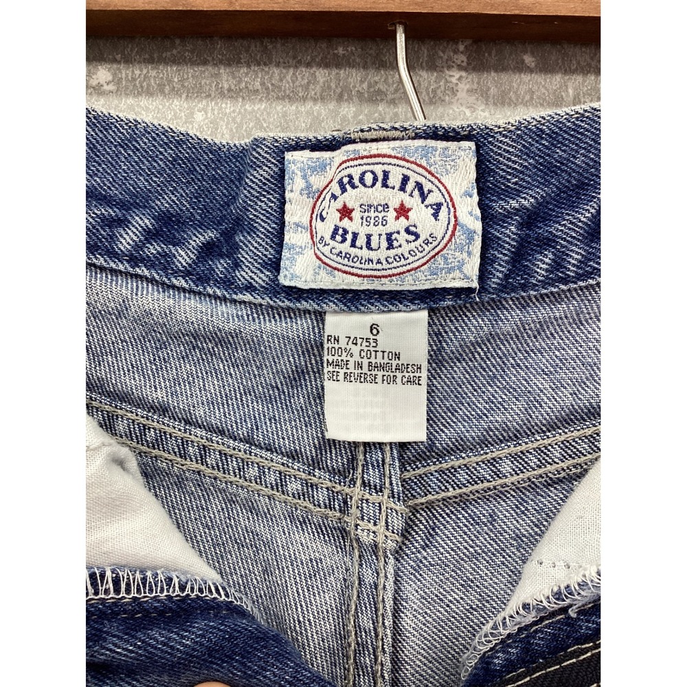 Vintage Carolina Blues High Waisted Denim Shorts Dragonfly Embroidery Size 6 - Picture 2 of 4
